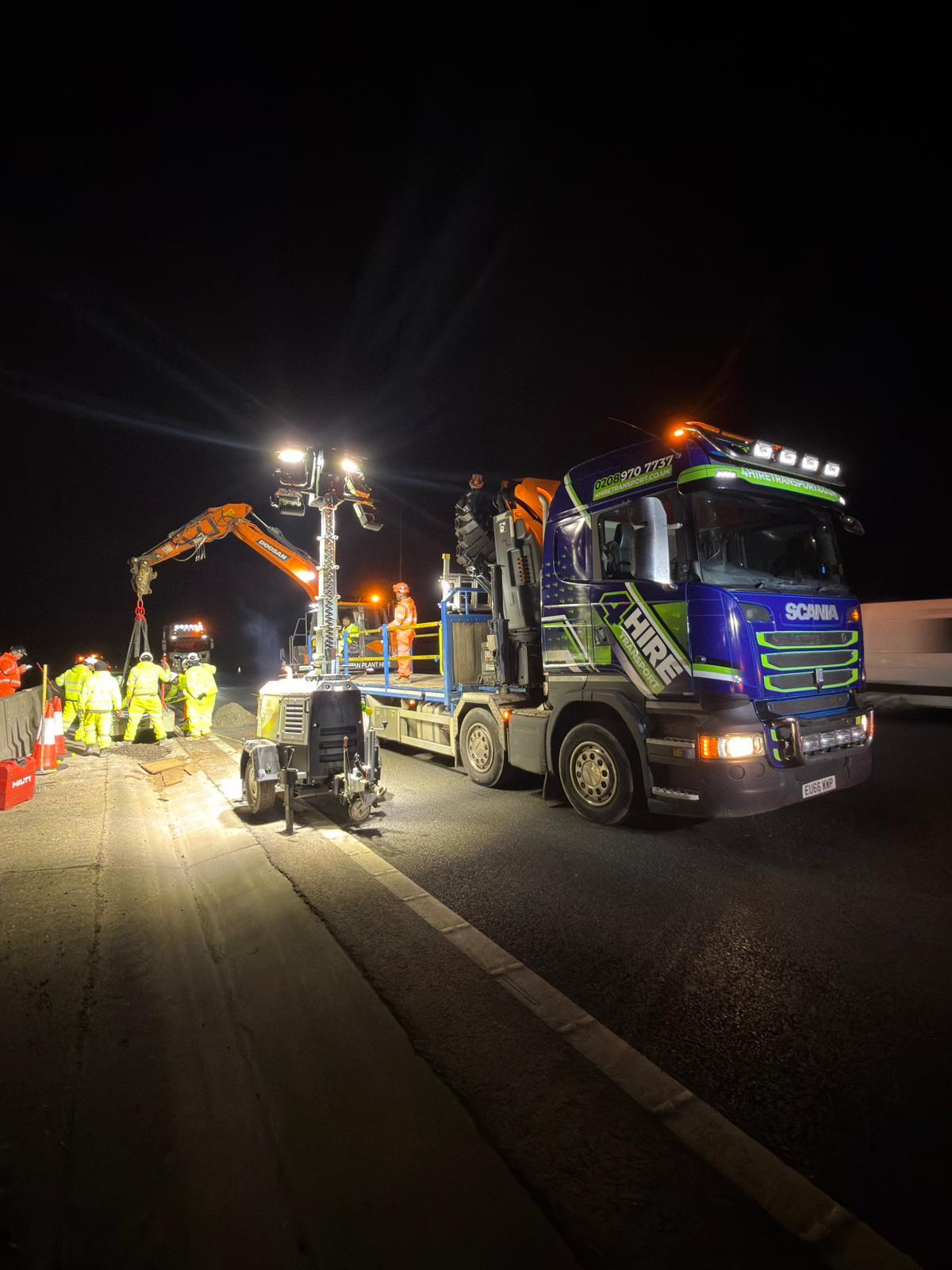 
    Flatbed vehicles feature an open deck without sides or a roof, allowing loading from the rear, sides, or above using cranes or forklifts. This makes them ideal for:


    Steel beams and structural materials
    Timber and building supplies
    Heavy plant and machinery
    Containers and pallets
    Agricultural equipment
    Oversized or abnormal loads



    Our fleet includes rigid flatbeds and articulated trailers for local and nationwide delivery.
